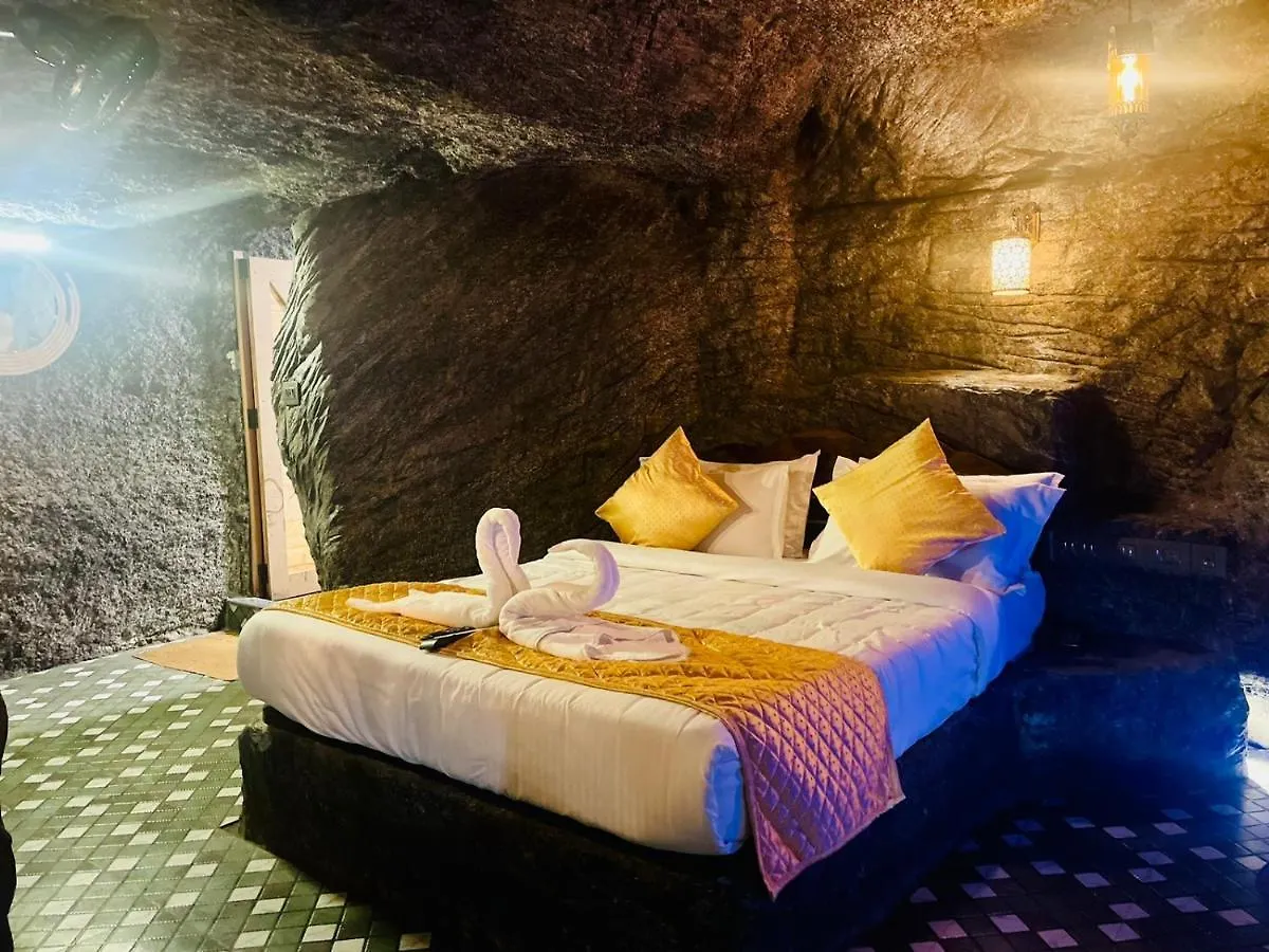 Hotel Skylark Holidays Premium Chinnakkanal Munnar Chinnakanal